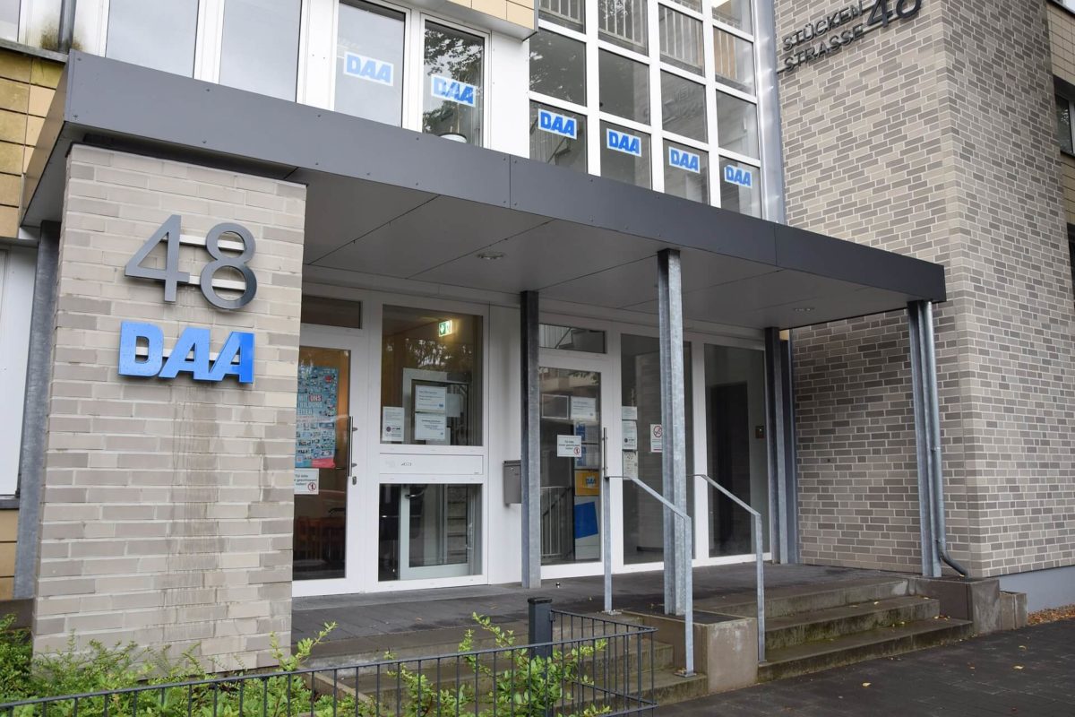 Wegbeschreibung zur Gesprächsrunde beim DAA Barmbek - Eingang